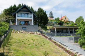 Flow House&Garden, Badacsonytomaj
